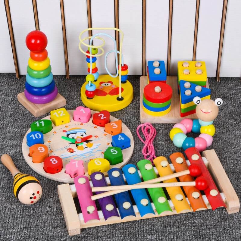 การเล่นเสริมพัฒนาการลูก อายุ 8-9 เดือน - toystarworld